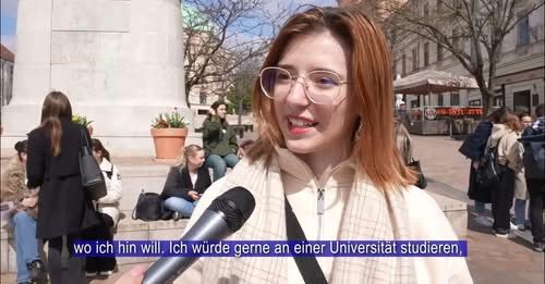 Április - a csapból is mi folyunk